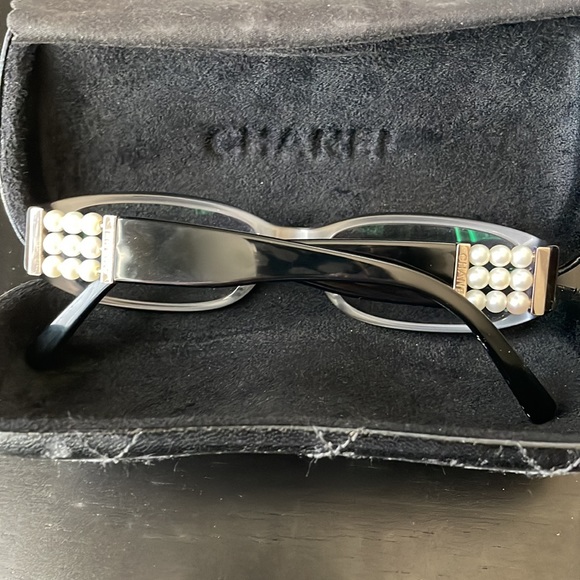 Rare Chanel Collection Perle Frames - Picture 2 of 5